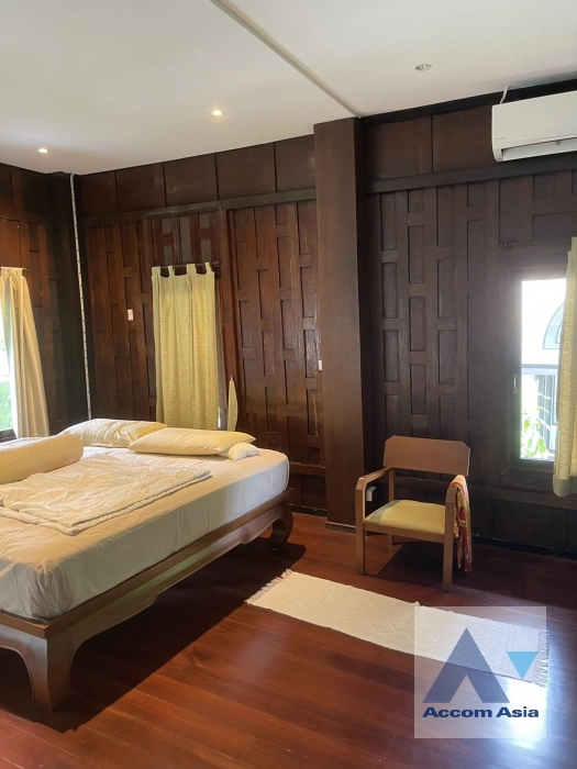  House For Rent in Sukhumvit, Bangkok  near BTS Ekkamai (50096)