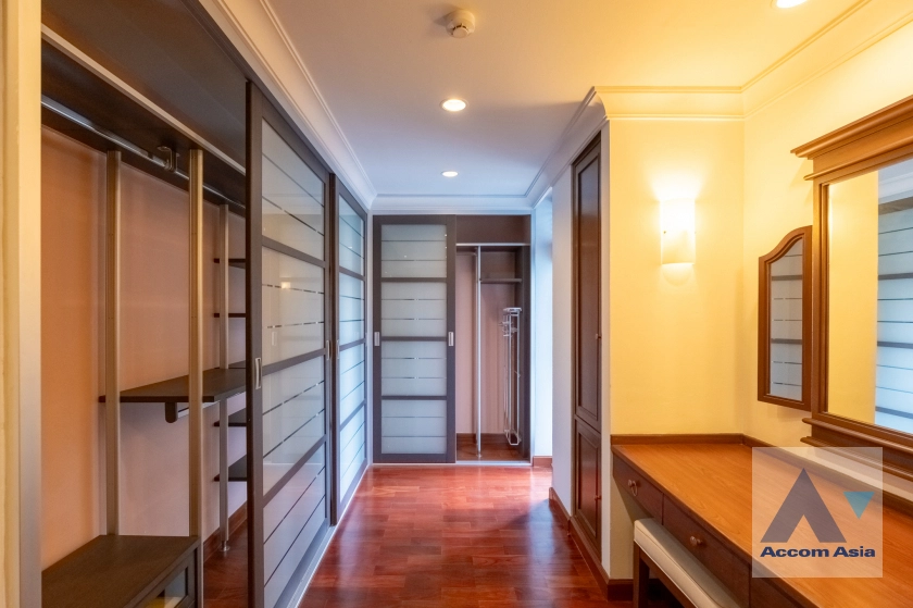 14  3 br Apartment For Rent in Sukhumvit ,Bangkok BTS Ploenchit at Apartment For RENT 1417269