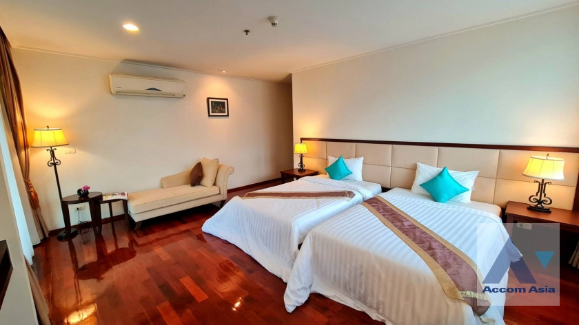 10  3 br Apartment For Rent in Sukhumvit ,Bangkok BTS Phrom Phong at Fully Furnished Suites 1417287