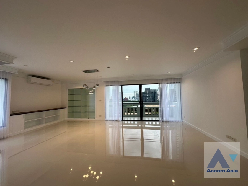 Duplex Condo, Penthouse, Pet friendly |  4 Bedrooms  Apartment For Rent in Ploenchit, Bangkok  near BTS Ratchadamri (1417324)