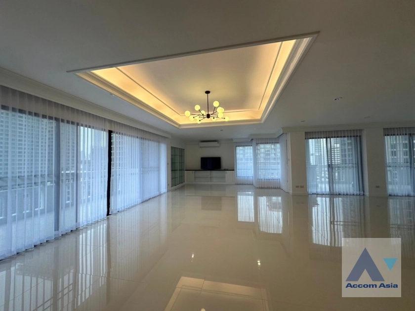 Duplex Condo, Penthouse, Pet friendly |  4 Bedrooms  Apartment For Rent in Ploenchit, Bangkok  near BTS Ratchadamri (1417324)