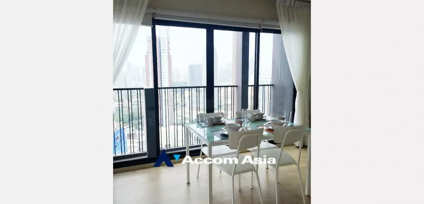 Corner Unit |  1 Bedroom  Condominium For Rent & Sale in Sukhumvit, Bangkok  near BTS Ekkamai (1517366)