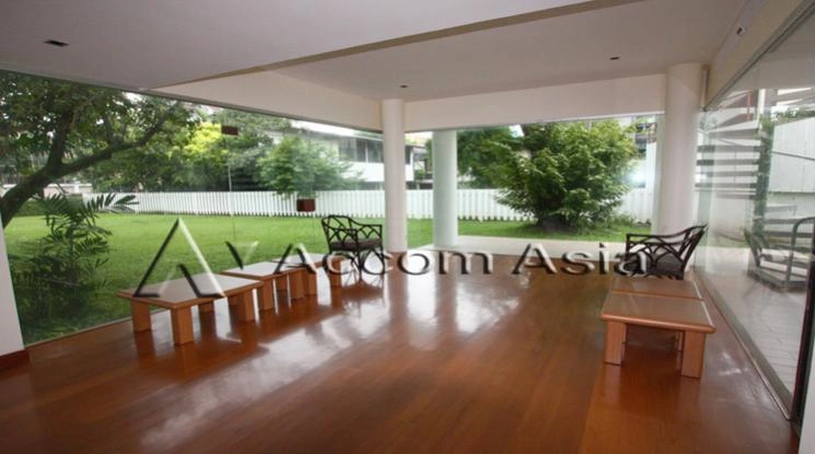  2  3 br House For Rent in sukhumvit ,Bangkok BTS Thong Lo 2317500