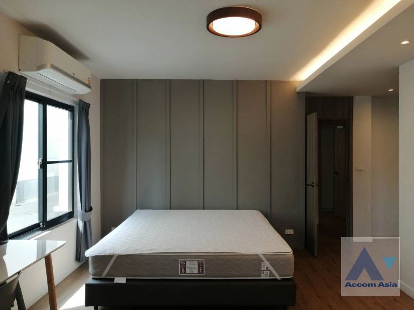 4  3 br Apartment For Rent in Sukhumvit ,Bangkok BTS Asok - MRT Sukhumvit at Contemporary Mansion 1417506