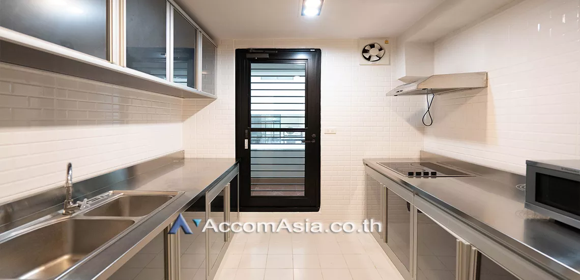 Pet friendly |  2 Bedrooms  Apartment For Rent in Sukhumvit, Bangkok  near BTS Asok - MRT Sukhumvit (1417507)