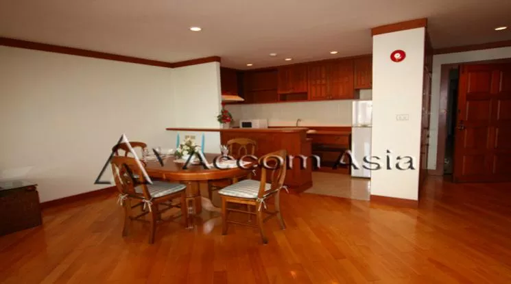  2 Bedrooms  Apartment For Rent in Sukhumvit, Bangkok  near BTS Phrom Phong (1417513)