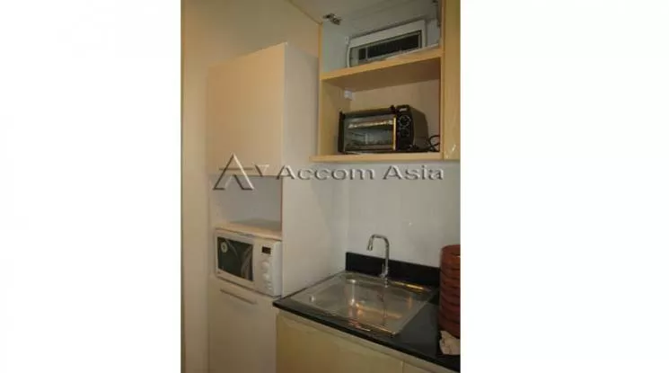  1 Bedroom  Condominium For Rent in Sukhumvit, Bangkok  near BTS On Nut (1517539)