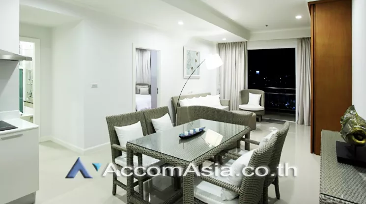  2 Bedrooms  Condominium For Rent in Sukhumvit, Bangkok  near BTS Nana (1517586)