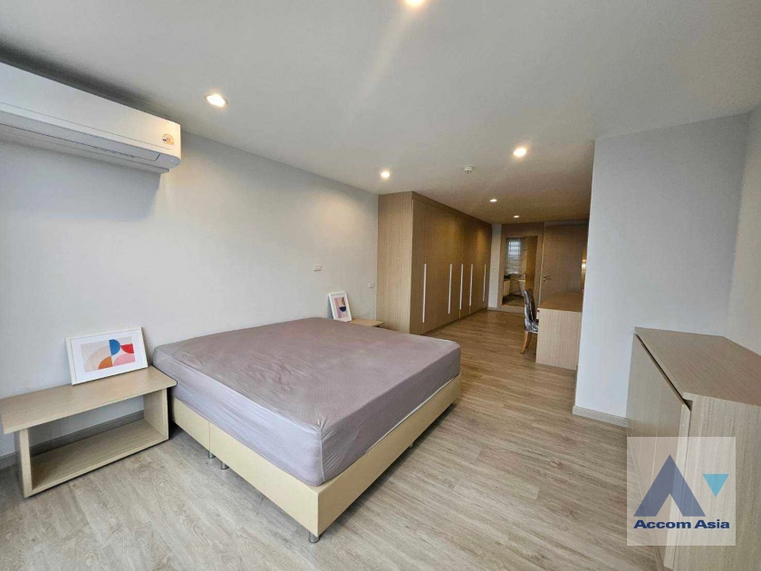 8  3 br Apartment For Rent in Sukhumvit ,Bangkok BTS Phrom Phong at Simply Life 1417707