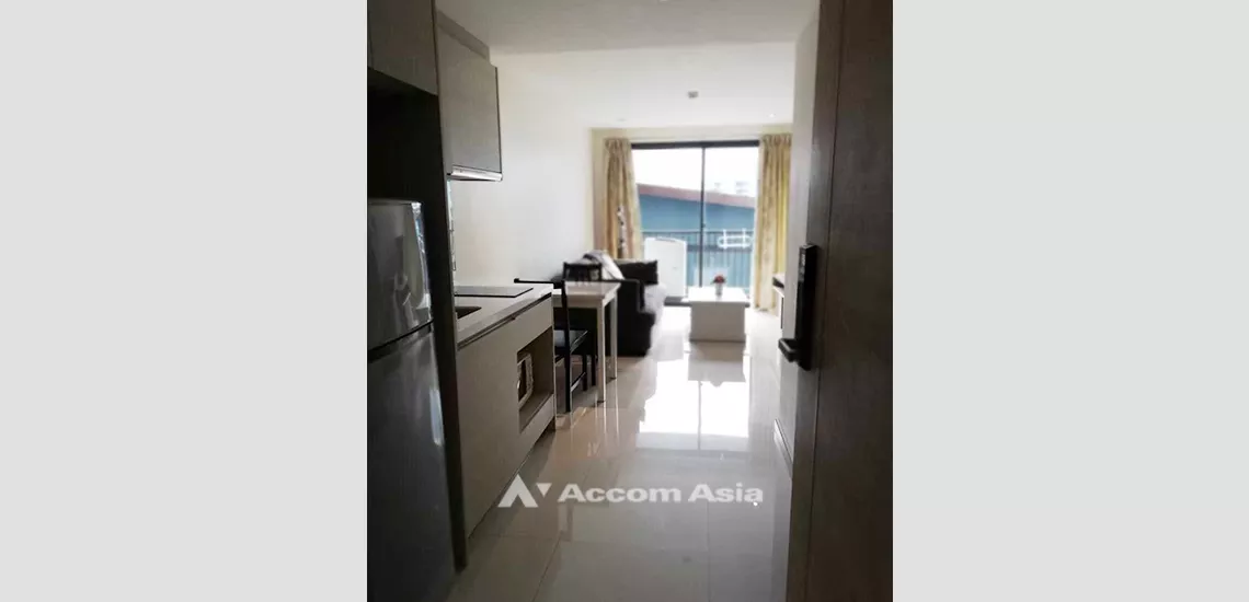  1 Bedroom  Condominium For Rent in Sukhumvit, Bangkok  near BTS Ekkamai (AA26883)