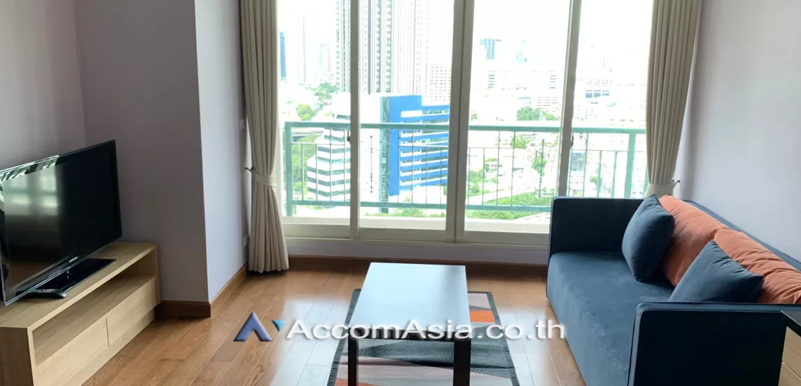  1 Bedroom  Condominium For Rent in Ploenchit, Bangkok  near BTS Chitlom (1517771)