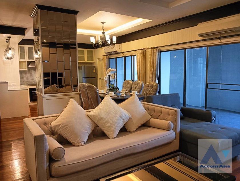 Duplex Condo, Penthouse, Pet friendly |  3 Bedrooms  Condominium For Rent in Sukhumvit, Bangkok  near BTS Thong Lo (1517781)