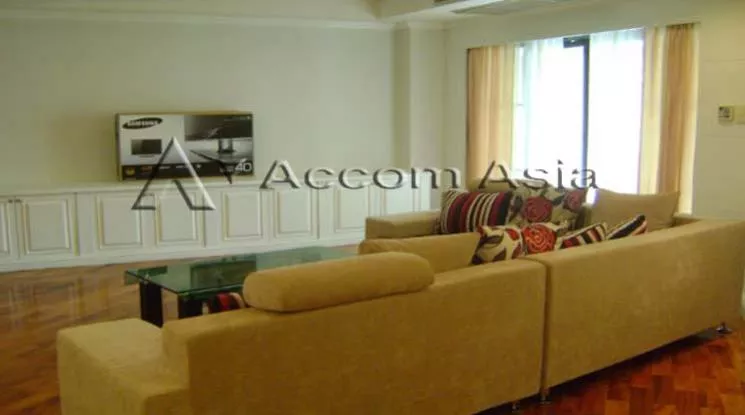  3 Bedrooms  Apartment For Rent in Sukhumvit, Bangkok  near BTS Asok - MRT Sukhumvit (1417860)