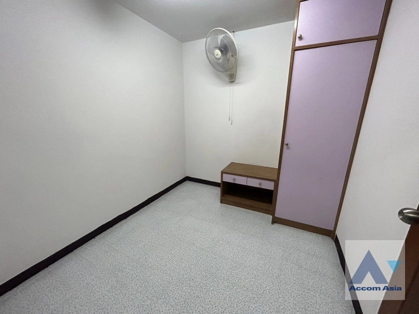 12  3 br Apartment For Rent in Sukhumvit ,Bangkok BTS Thong Lo at Quality community 1417973