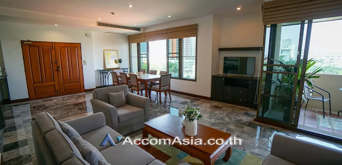  3 Bedrooms  Apartment For Rent in Sukhumvit, Bangkok  near BTS Phrom Phong (1418031)