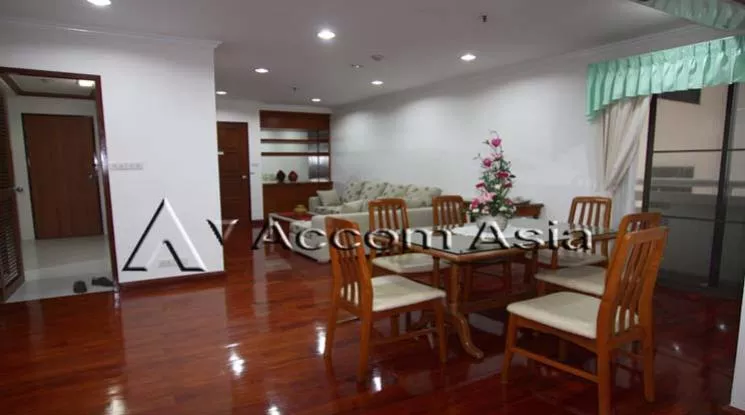  2 Bedrooms  Condominium For Rent in Sukhumvit, Bangkok  near BTS Phrom Phong (1518240)