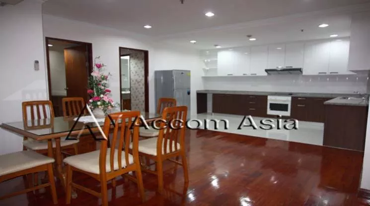  2 Bedrooms  Condominium For Rent in Sukhumvit, Bangkok  near BTS Phrom Phong (1518240)