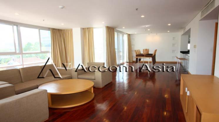 Pet friendly |  3 Bedrooms  Apartment For Rent in Sukhumvit, Bangkok  near BTS Ekkamai (1418280)