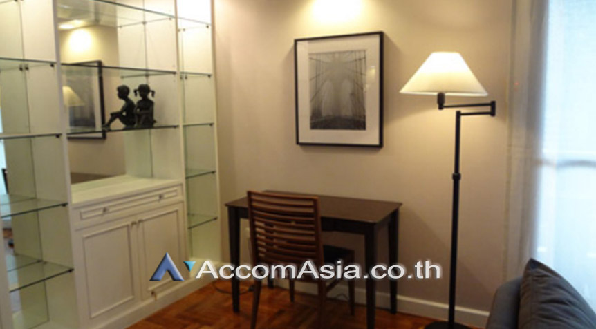  2 Bedrooms  Condominium For Rent in Sukhumvit, Bangkok  near BTS Asok - MRT Sukhumvit (1518443)