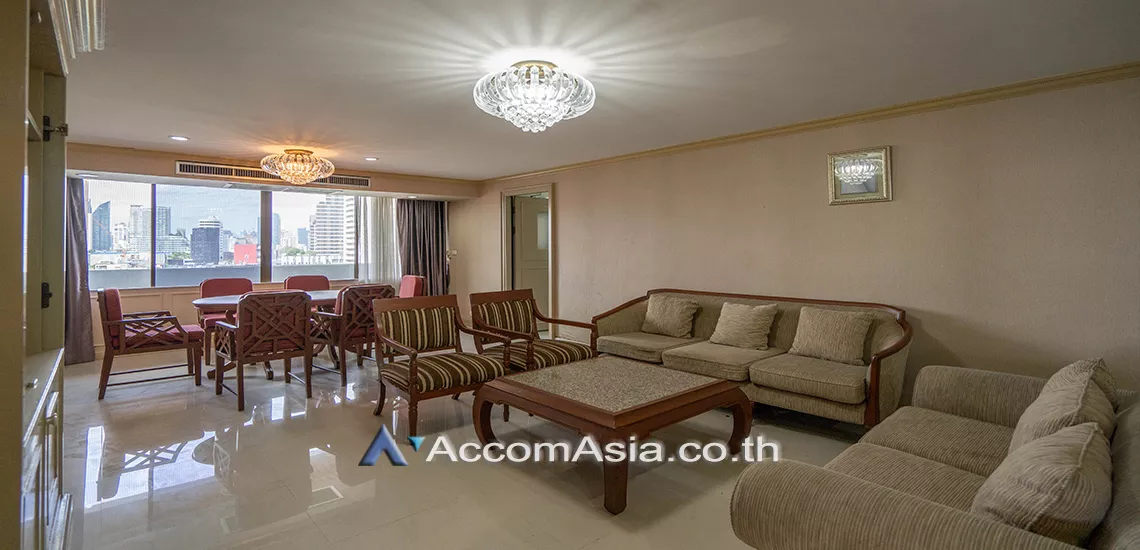  3 Bedrooms  Condominium For Rent in Sukhumvit, Bangkok  near BTS Ekkamai (1518455)