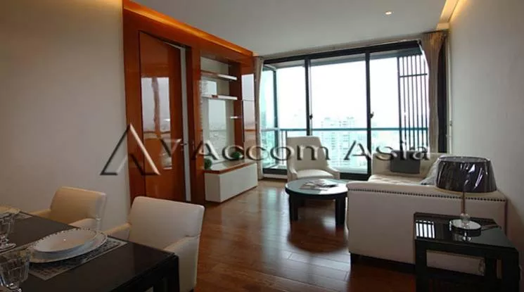  2 Bedrooms  Condominium For Rent in Sukhumvit, Bangkok  near BTS Phrom Phong (1518533)