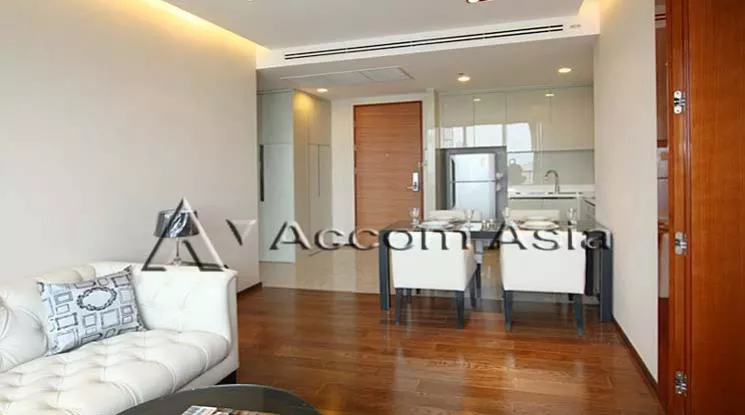  2 Bedrooms  Condominium For Rent in Sukhumvit, Bangkok  near BTS Phrom Phong (1518533)