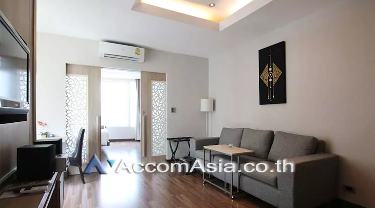  1 Bedroom  Apartment For Rent in Sukhumvit, Bangkok  near BTS Phrom Phong (1418605)