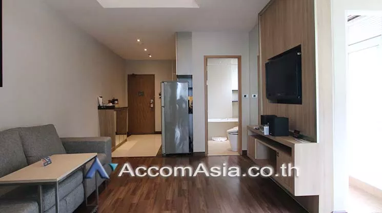  1 Bedroom  Apartment For Rent in Sukhumvit, Bangkok  near BTS Phrom Phong (1418605)