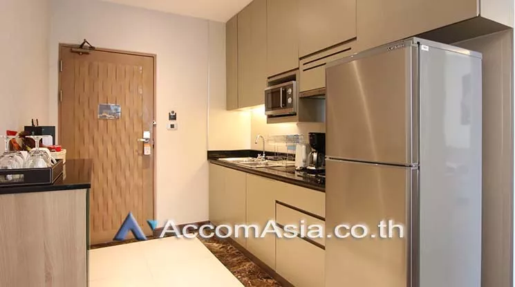  1 Bedroom  Apartment For Rent in Sukhumvit, Bangkok  near BTS Phrom Phong (1418605)