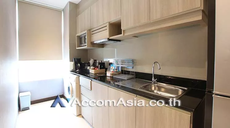  1 Bedroom  Apartment For Rent in Sukhumvit, Bangkok  near BTS Phrom Phong (1418606)