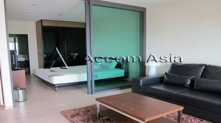  1 Bedroom  Condominium For Rent in Sukhumvit, Bangkok  near BTS Thong Lo (1518668)