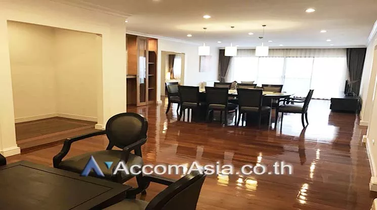 Big Balcony, Pet friendly |  3 Bedrooms  Apartment For Rent in Sukhumvit, Bangkok  near BTS Phrom Phong (10161)