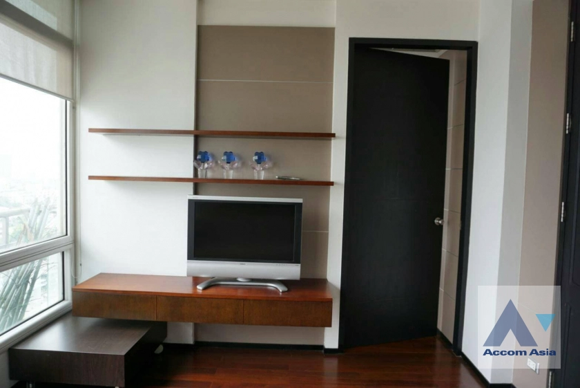  2 Bedrooms  Condominium For Sale in Sukhumvit, Bangkok  near BTS Thong Lo (1518803)