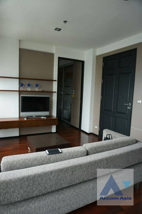  2 Bedrooms  Condominium For Sale in Sukhumvit, Bangkok  near BTS Thong Lo (1518803)