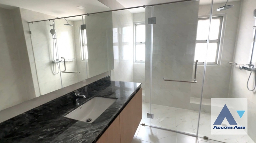 11  4 br Apartment For Rent in Sukhumvit ,Bangkok BTS Asok - MRT Sukhumvit at Newly renovated modern style living place 1418853