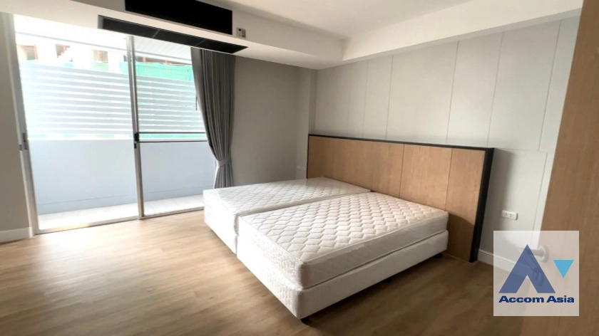 9  4 br Apartment For Rent in Sukhumvit ,Bangkok BTS Asok - MRT Sukhumvit at Newly renovated modern style living place 1418853