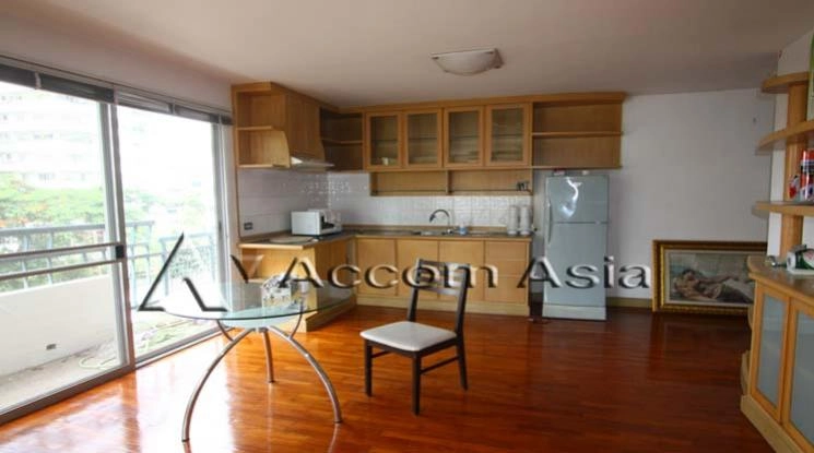  2 Bedrooms  Condominium For Rent in Sathorn, Bangkok  near BTS Chong Nonsi - BRT Sathorn (1518925)