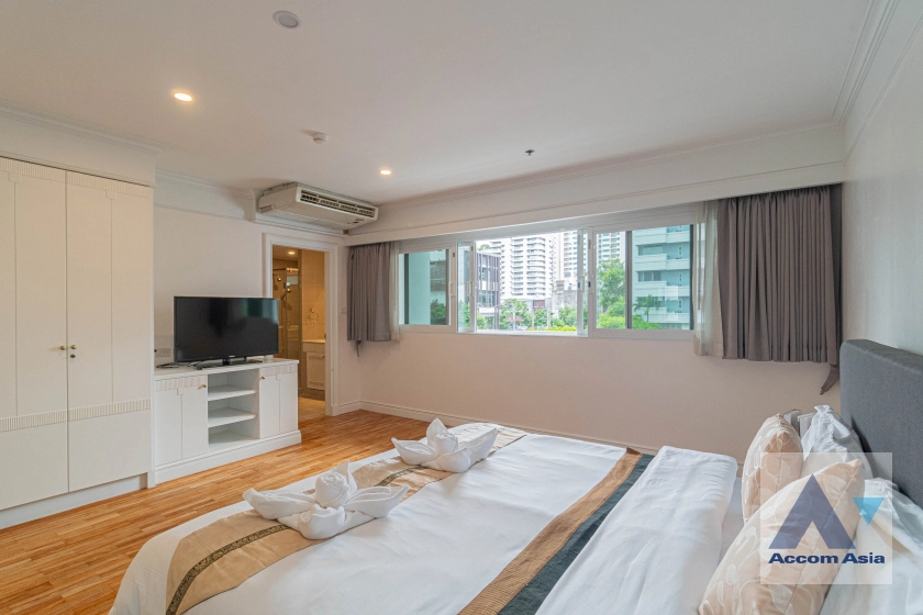 42  4 br Apartment For Rent in Sukhumvit ,Bangkok BTS Asok - MRT Sukhumvit at A Classic Style 1418946