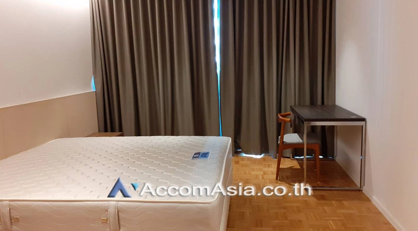 Pet friendly |  3 Bedrooms  Apartment For Rent in Sukhumvit, Bangkok  near BTS Phrom Phong (1419035)