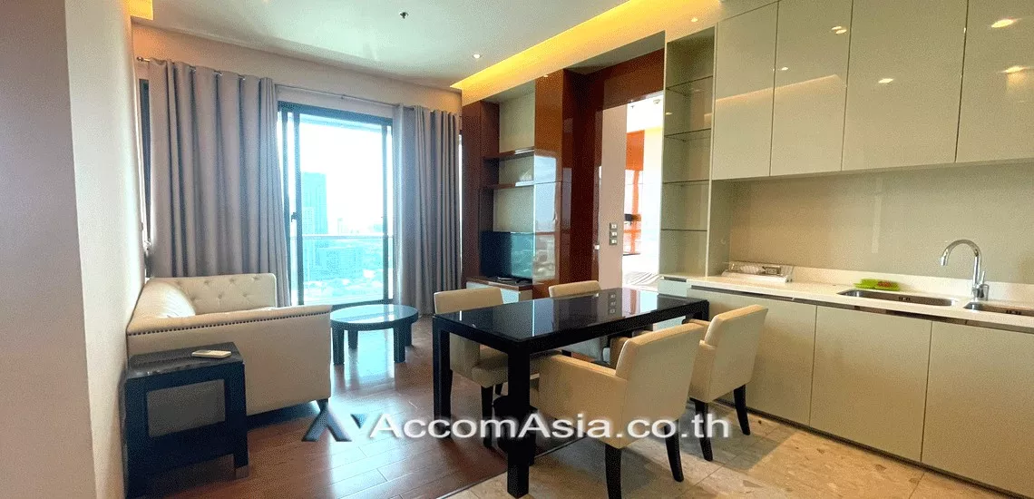  2 Bedrooms  Condominium For Rent in Sukhumvit, Bangkok  near BTS Phrom Phong (1519134)