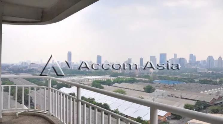 Big Balcony |  2 Bedrooms  Condominium For Rent in Sukhumvit, Bangkok  near BTS Nana (1519164)