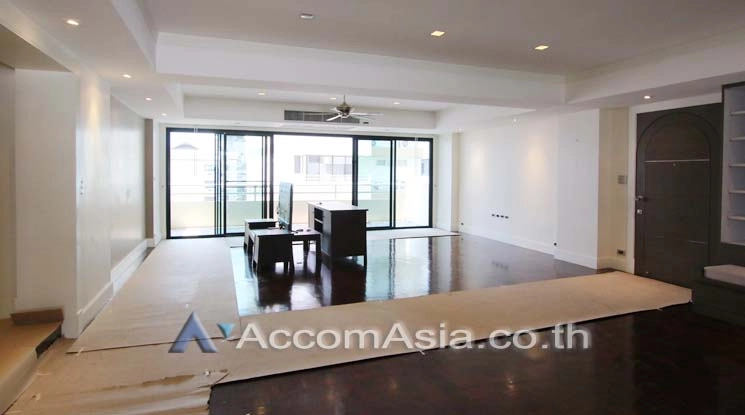 Pet friendly |  3 Bedrooms  Apartment For Rent in Sukhumvit, Bangkok  near BTS Phrom Phong (1419270)