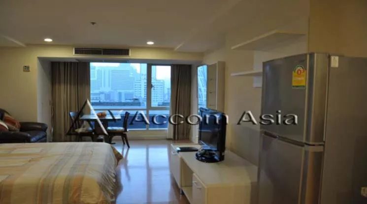  1 Bedroom  Condominium For Sale in Sukhumvit, Bangkok  near BTS Nana (1519284)