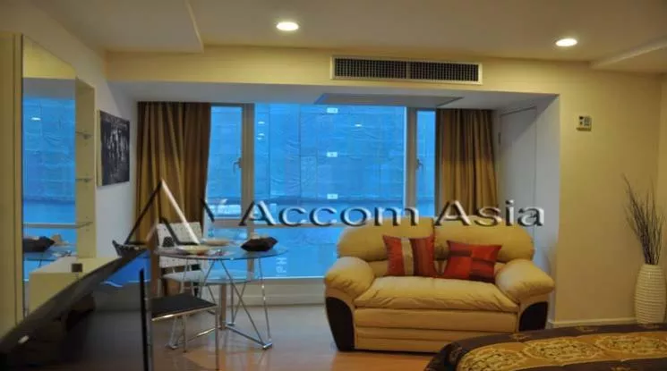  Condominium For Sale in Sukhumvit, Bangkok  near BTS Nana (1519285)