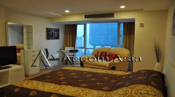  Condominium For Sale in Sukhumvit, Bangkok  near BTS Nana (1519285)