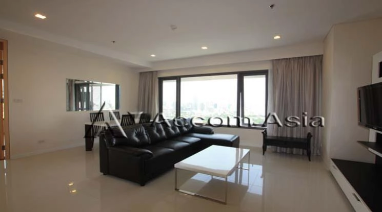  2 Bedrooms  Condominium For Rent in Sathorn, Bangkok  near MRT Khlong Toei (1519313)