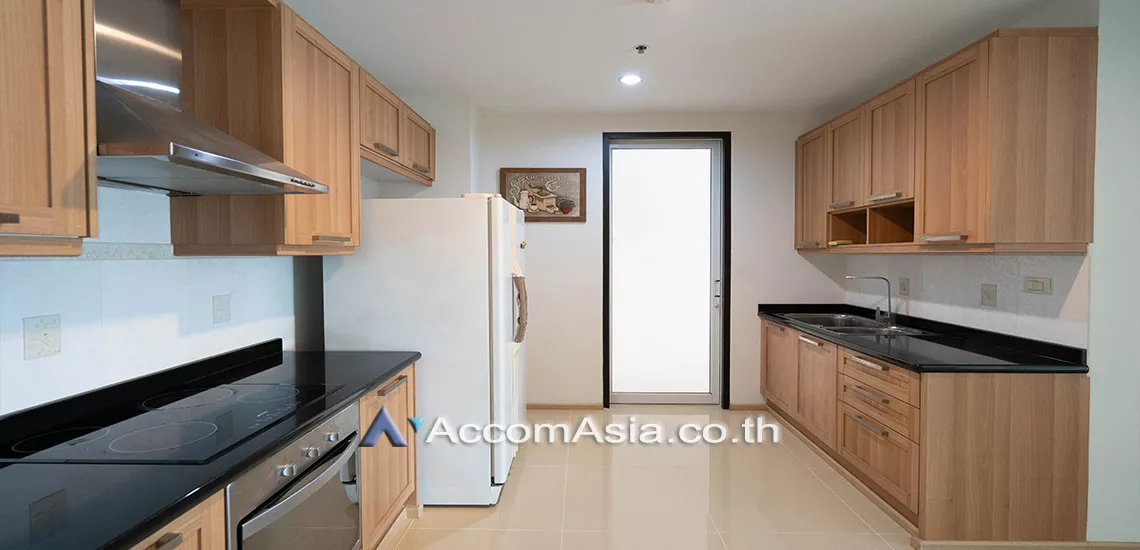 Pet friendly |  2 Bedrooms  Condominium For Rent in Sukhumvit, Bangkok  near BTS Phrom Phong (1519337)