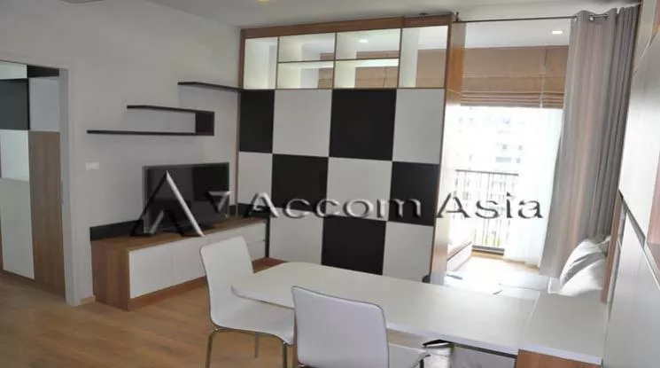  1 Bedroom  Condominium For Rent in Sukhumvit, Bangkok  near BTS Phrom Phong (1519418)