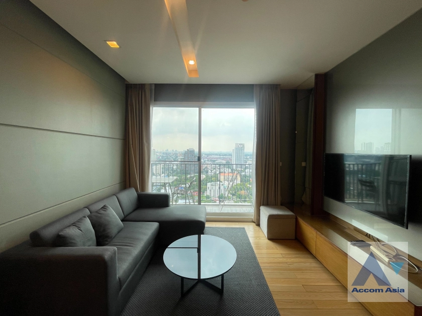  2 Bedrooms  Condominium For Rent in Sukhumvit, Bangkok  near BTS Thong Lo (1519437)