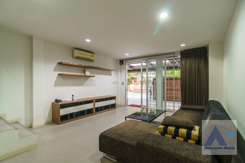 4  3 br House For Rent in Sukhumvit ,Bangkok BTS Phrom Phong 2519514